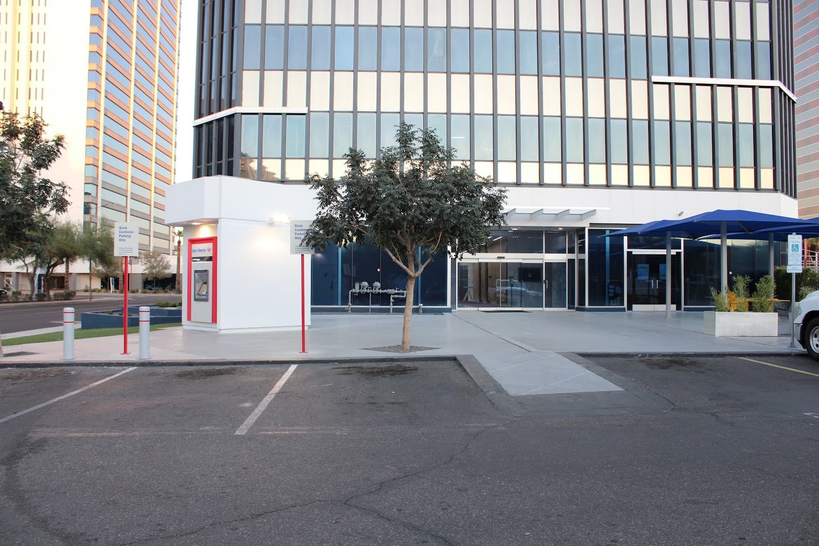 Southland Insurance Services — Commercial insurance brokers photo 1 of 4